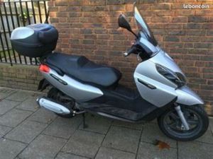 SCOOTER 125 PIAGGIO X7
