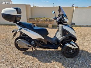 SCOOTER PIAGGIO YOURBAN LT MP3 SPORT