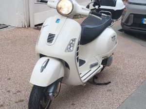 VESPA GTS 125 TOP CASE