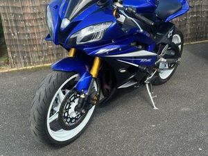 YAMAHA YZF-R6