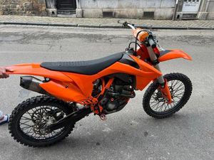 ② KTM 250 SXF