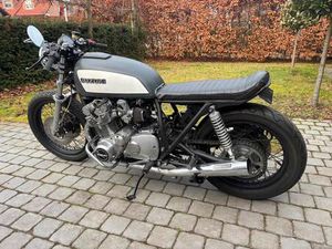 ② CAFERACER SUZUKI GS750