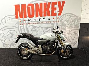 HONDA - CB 600F HORNET