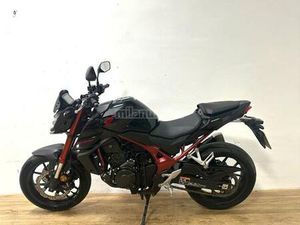 HONDA - CB 750 HORNET