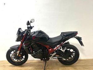 HONDA - CB 750 HORNET