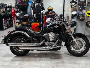 KAWASAKI - VN 900 CLASSIC