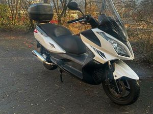 KYMCO DOWANTHON 125 CCM MIT ORIGINAL PAPIER UND SCHLÜSSEL TOPC