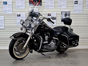 2006 HARLEY DAVIDSON ROAD KING A VENDRE