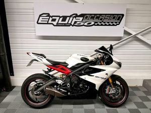 TRIUMPH DAYTONA 675 R 2013 675 CM3 | MOTO SPORTIVE | 19 111 KM | BLANC | 50180 AGNEAUX