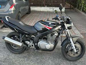 SUZUKI GS 500