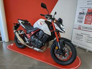 USED HONDA CB750 HORNET FOR SALE IN NEWCASTLE-UNDER-LYME