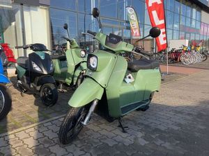 E-SCHWALBE ESCHWALBE 50ER, L1E, GRÜN LACK