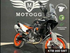 KTM - 890