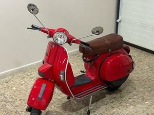 VESPA - PX E 200 IRIS