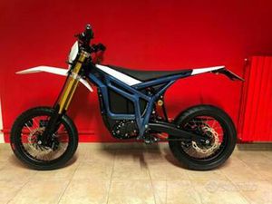 TALARIA KOMODO BLU & WHITE SUPERMOTARD