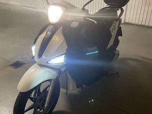 PIAGGIO LIBERTY 125 SPORT BIANCO