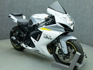 2022 SUZUKI GSXR600
