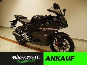 YZF-R125 ABS MIT ERST 20 KILOMETER