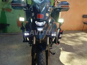 MOTO À VENDRE MARQUE SYM NHT