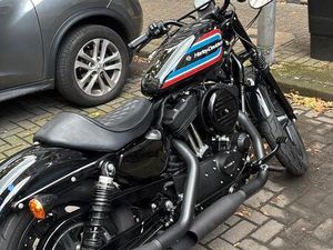 HARLEY DAVIDSON IRON 1200