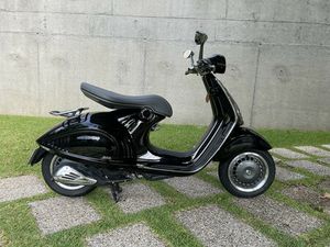 VESPA 946 946 EDIÇÃO EXCLUSIVA | SCOOTER USADA PREÇO € 11.999,00 - P39584 MOTO CLAUDIO LDA