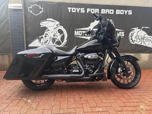 HARLEY DAVIDSON 2018 STREET GLIDE SPECIAL US IMORT UNFALL