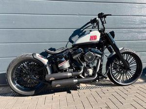 HARLEY DAVIDSON 110 CUI SCREAMIN EAGLE CUSTOM UMGEBAUT