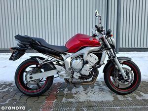 YAMAHA FZ6