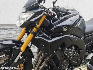 YAMAHA FZ8