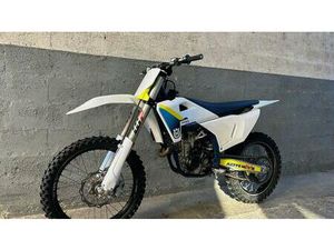 VENDO HUSQVARNA FC 250 (2025) USATA A MASLIANICO (CODICE 9915899) - MOTO.IT