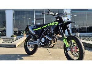 VENDO FANTIC MOTOR XMF 125 MOTARD PERFORMANCE 4T (2023 - 24) USATA A RIVOLTA D'ADDA (CODICE 9912969) - MOTO.IT