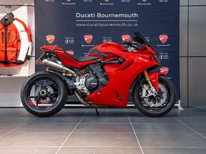 DUCATI SUPERSPORT 950 S DUCATI QUICK SHIFT EURO 5 937 CC