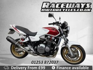 HONDA CB1300 2010 59 REG 26,243 MILES WHITE USED MOTORCYCLE 1284 CC