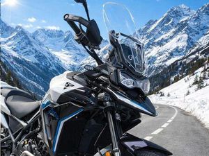 TRIUMPH TIGER 900 ALPINE EDITION NEU 2026