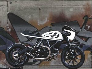 DUCATI SCRAMBLER CAFE RACER