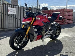 2022 DUCATI STREETFIGHTER V4 S
