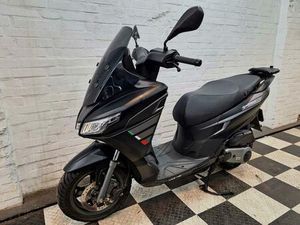 APRILIA SXR 50 2022