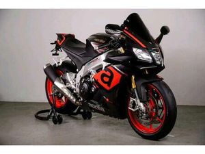APRILIA RSV4 RR 2016 – 9300 KM | TOP ZUSTAND