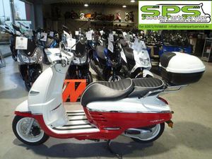 PEUGEOT DJANGO RETRO ROLLER 50 CCM 45 KM/H ROT WEISS TOPCASE SPS