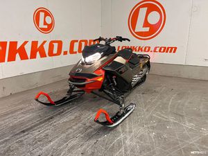 X RS 600R E-TEC *SIISTI *HUOLLETTU *RAHOITUS JOPA 0% KOROLLA KYSY!