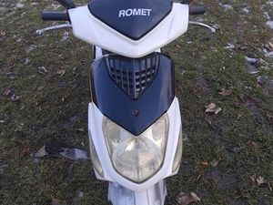 SPRZEDAM SKUTER ROMET 727 STAN BARDZO DOBRY DĄBIE