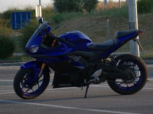 YAMAHA R3 - 2019 MADALENA E BESELGA