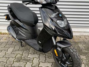 PIAGGIO TPH 125 / TOLLER ZUSTAND / WENIG KM / TÜV NEU / B196
