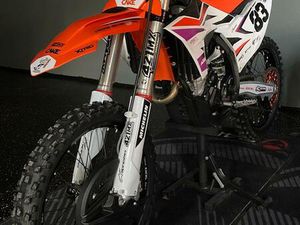 KTM SX-F 250 BJ. 2024 - NUR 24,5H - TOP ZUSTAND