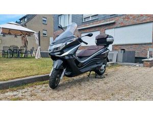 PIAGGIO X10 125