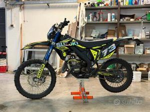 SUZUKI VALENTI RME 50 (80) - 2021