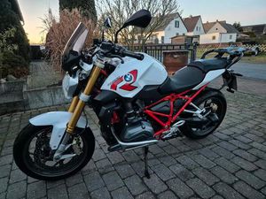 BMW R 1200 R LC ERST 19300KM ! KOFFER