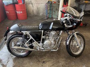 MASH TT40 CAFE RACER