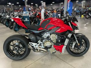 2021 DUCATI STREETFIGHTER