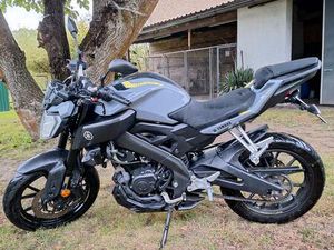 YAMAHA MT 125